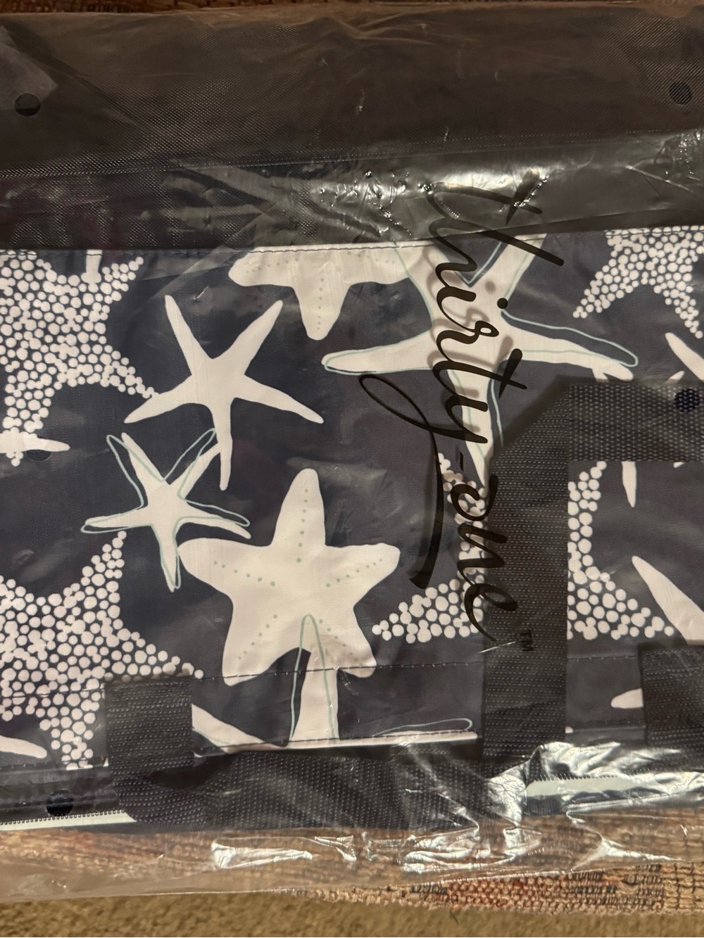 31 Thermal insulated tote, zipper closure snap closure in front NWT starfish - Picture 5 of 9